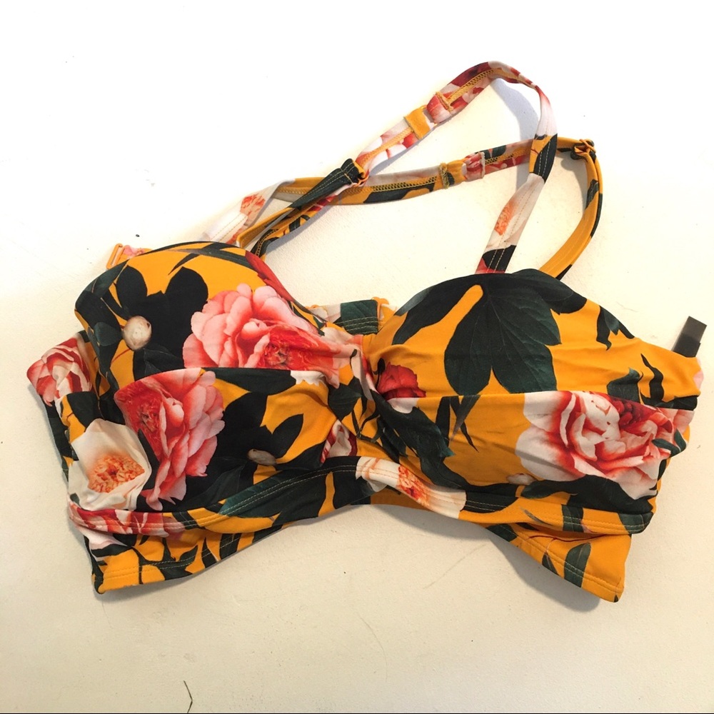 Torrid yellow floral bikini top size 1